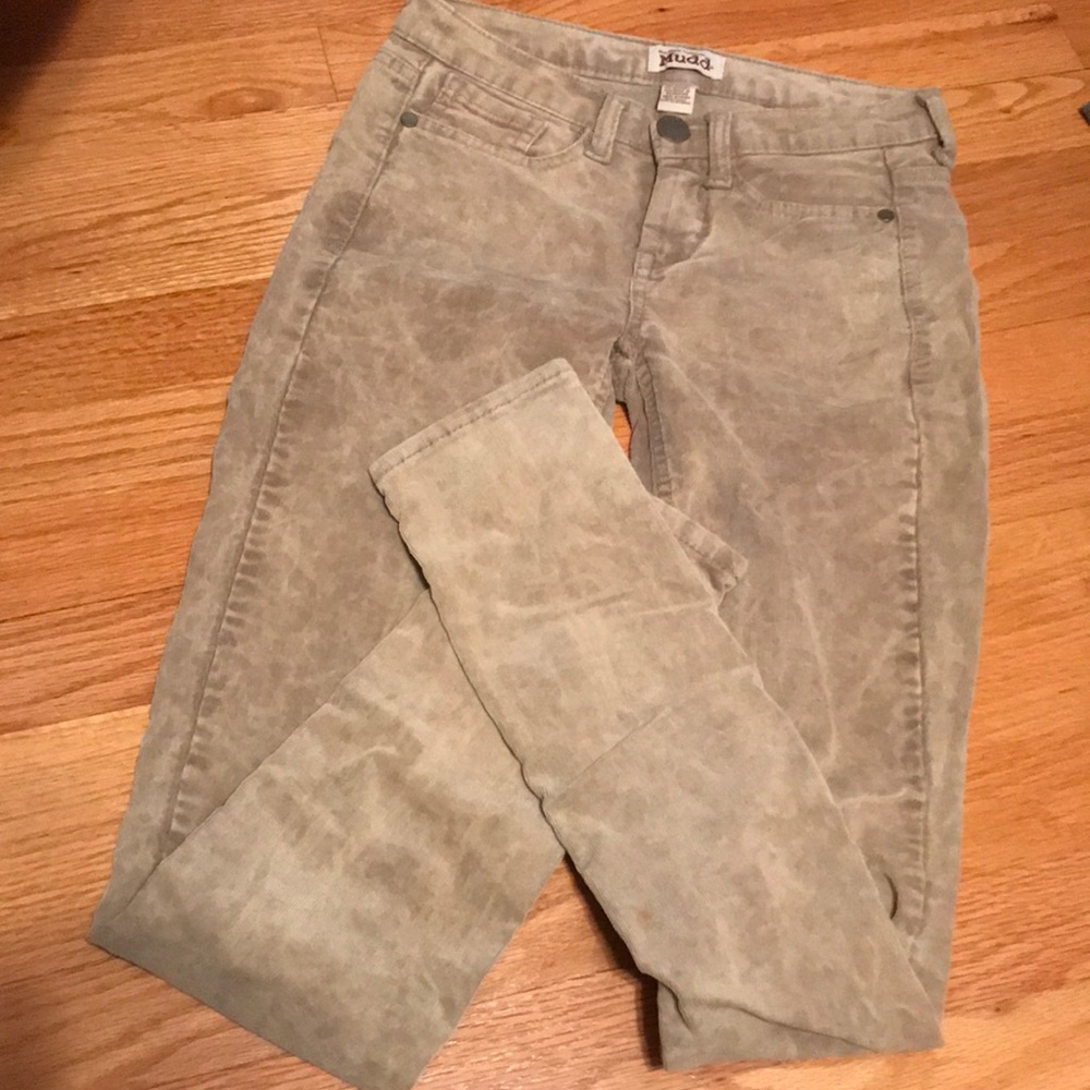 Mudd tan corduroy skinny jeans